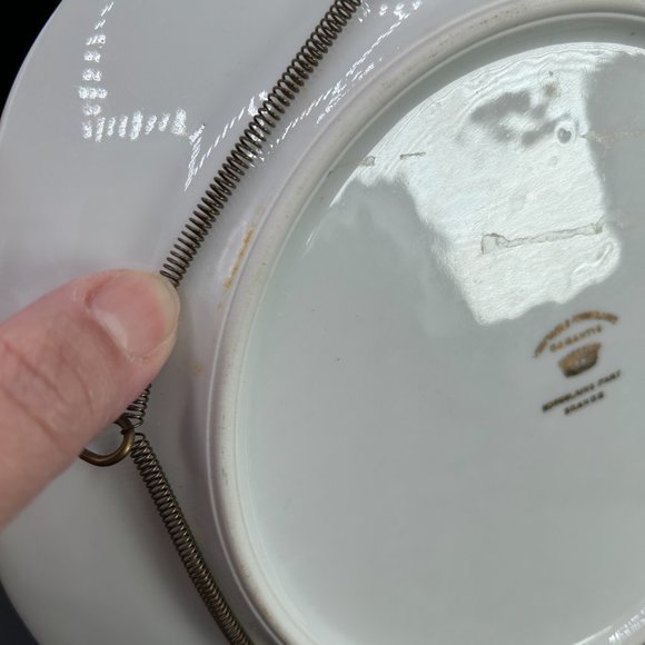 VTG Paris L'Arc De Triomphe Scalloped Decorative Porcelain Plate 9" Collectible - Picture 13 of 13